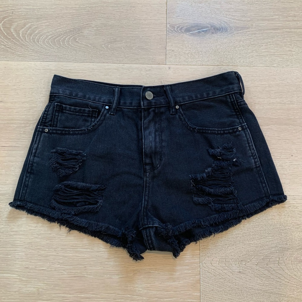 Bullhead high rise ripped jean shorts